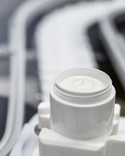 Cosmetic Pumps for Hygienic and Precise Fluid Handling